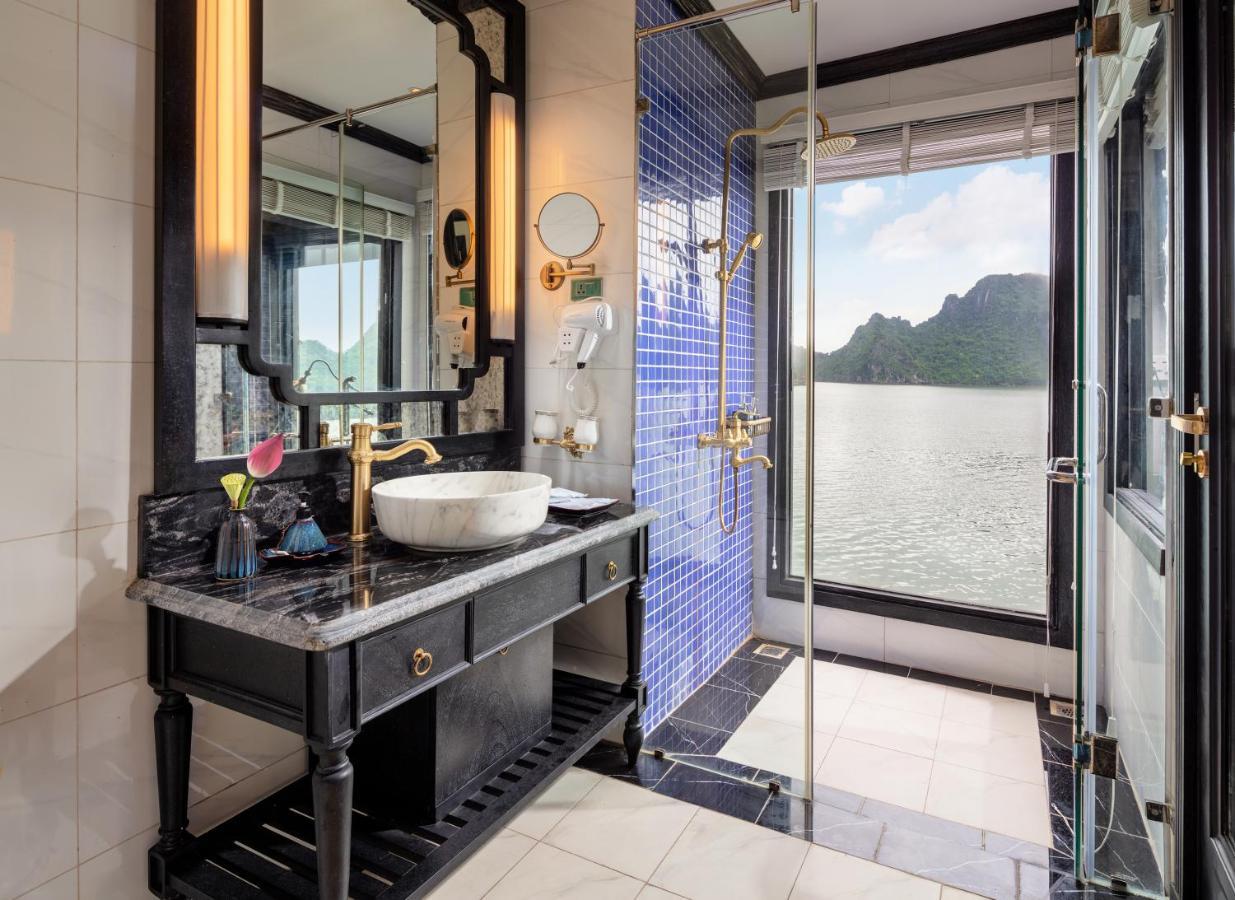 Le Journey Luxury Cruise Hotel Ha Long Exterior photo